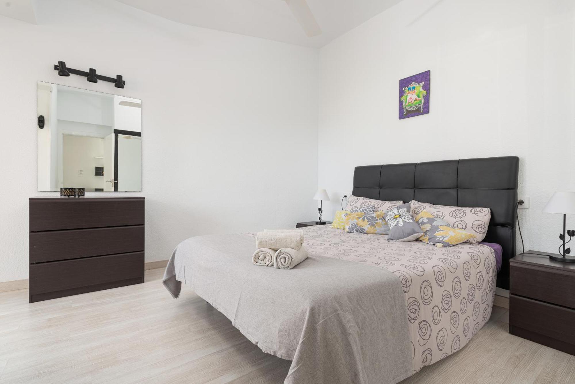 Apartment Xara Torres, At The Beach Of Alcudia Порто де Алькудиа Экстерьер фото